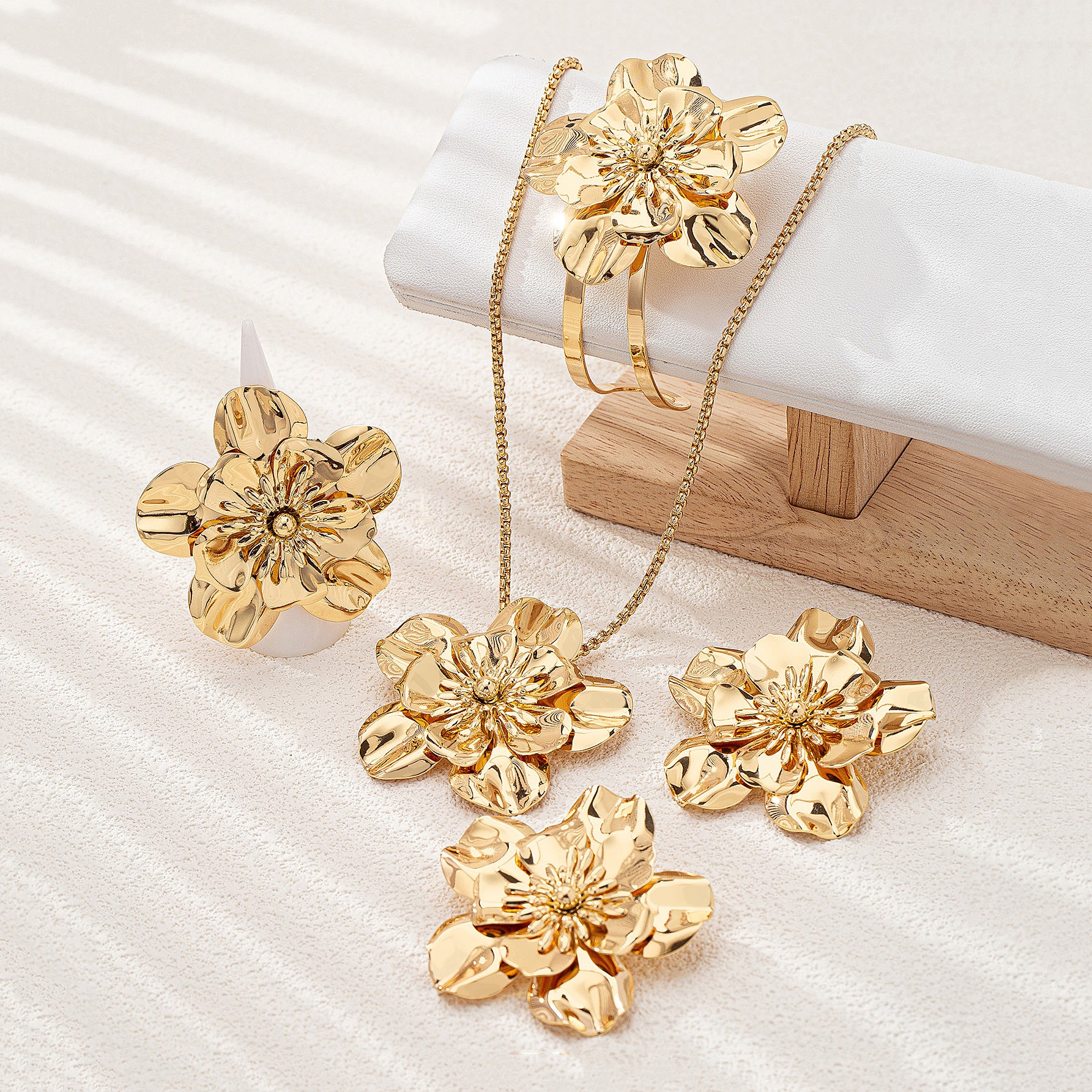 Conjunto de Joyería Floral Retro