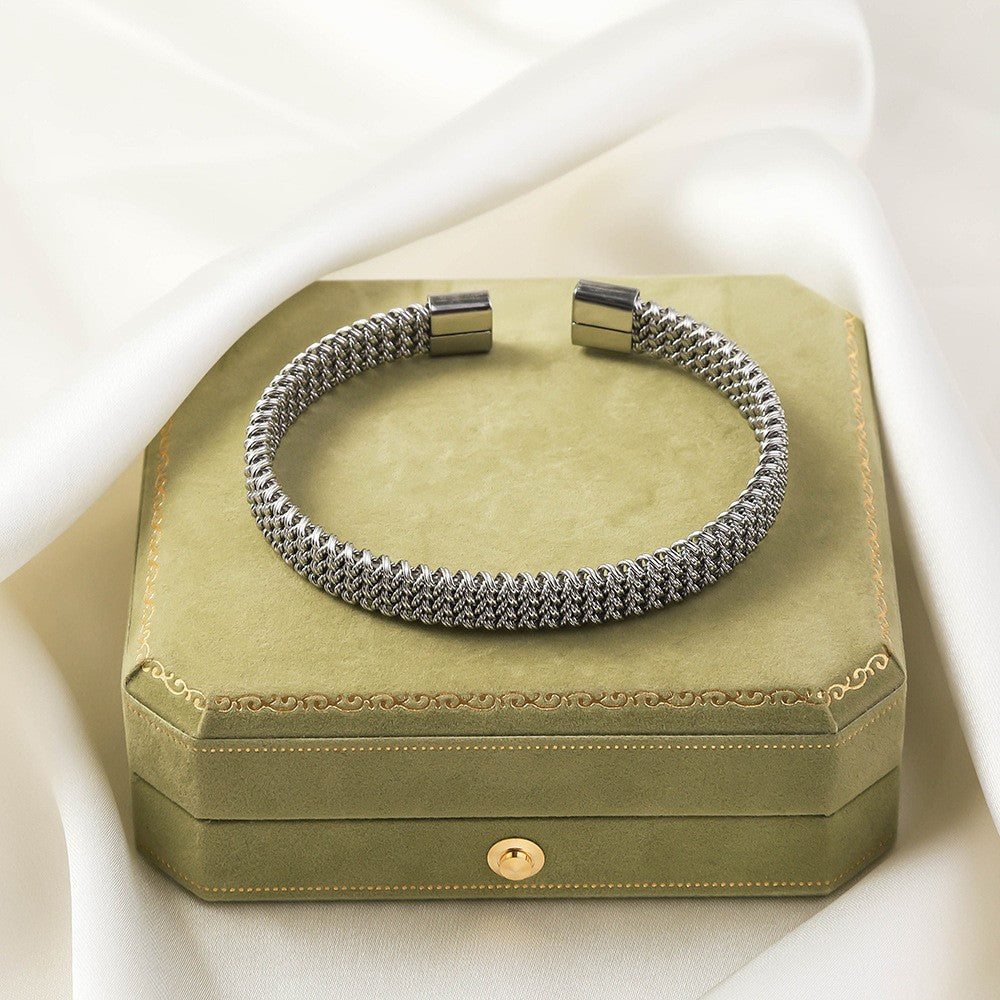 Pulsera Abierta Trenzada