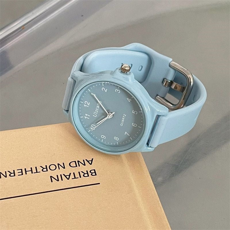 Reloj Analógico con Correa de Silicona