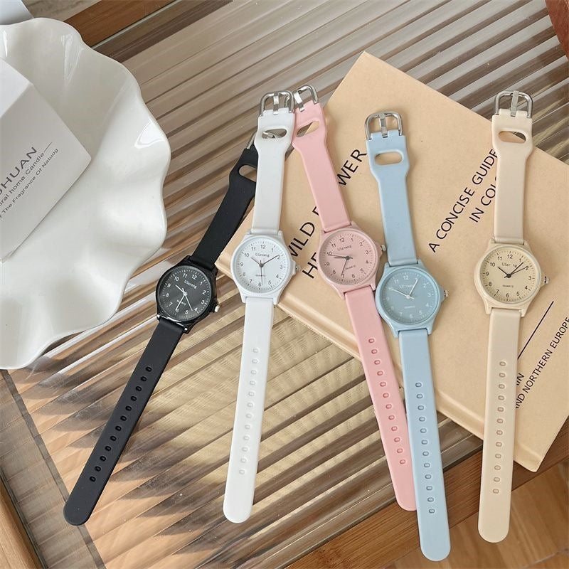 Reloj analógico de cuarzo con correa de silicona disponible en 5 colores