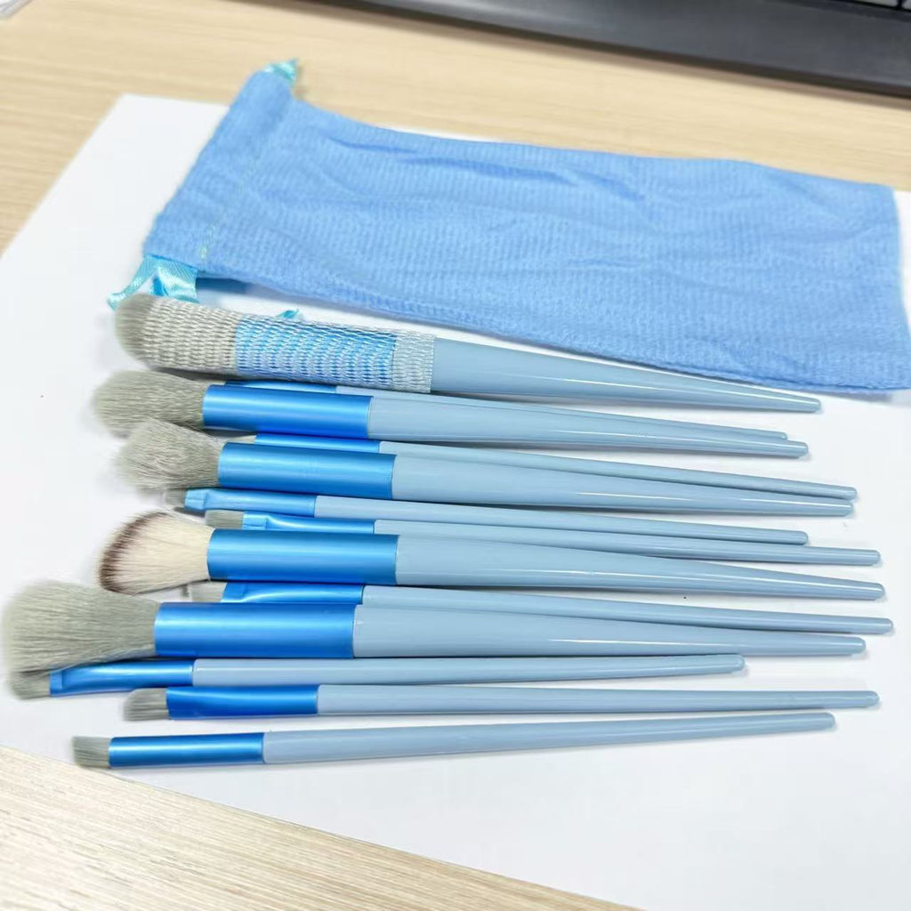 Kit de 13 Brochas de Maquillaje con Estuche de Terciopelo