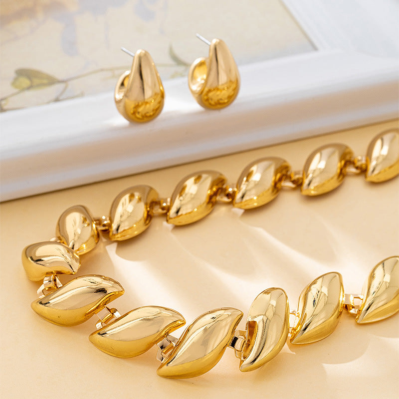 Set Collar Hoja y Pendientes Gota